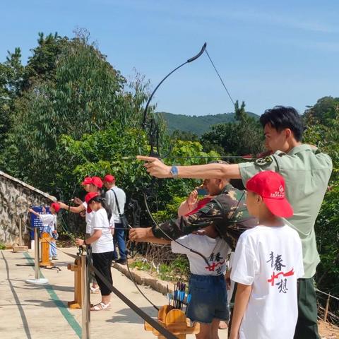 战争记忆中的英雄主题曲：以'枪林弹雨把敌杀'歌词展现战士坚定果敢精神的深度解析