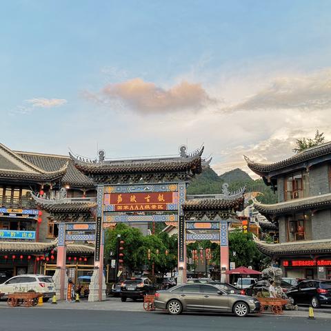 (消消消消消)探寻消消英雄官方网站：提供最新游戏资讯、攻略和活动信息