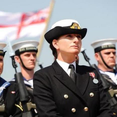 探索皇家海军战舰的历史、设计与战斗纪录:权威解读与详细回顾