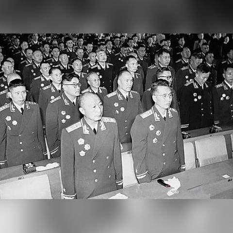 (灰烬战线宣传片)灰烬战线悍不畏敌,大破无和谐图,铁血震慑敌意